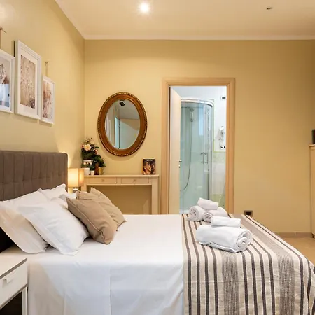 Next Stop St Peter בית הארחה