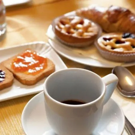 Next Stop St Peter 4* רומא