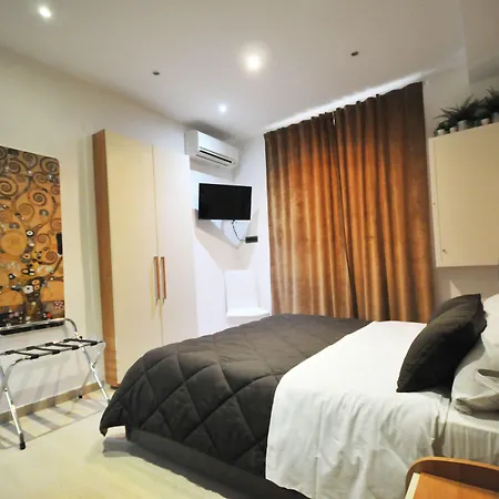 בית הארחה Next Stop St Peter רומא