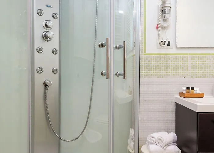 Next Stop St Peter 4* روما