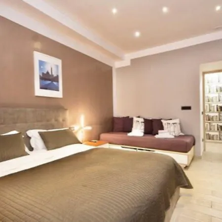 بيت ضيافة Next Stop St Peter