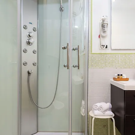 Next Stop St Peter 4* روما