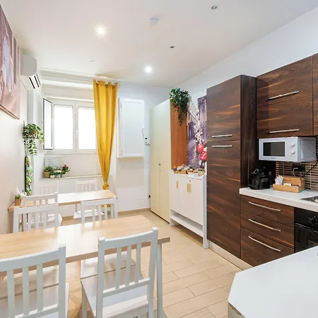 Next Stop St Peter 4* Roma